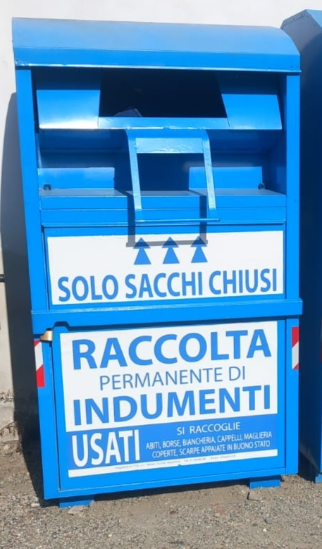 Cassonetto Abiti Usati